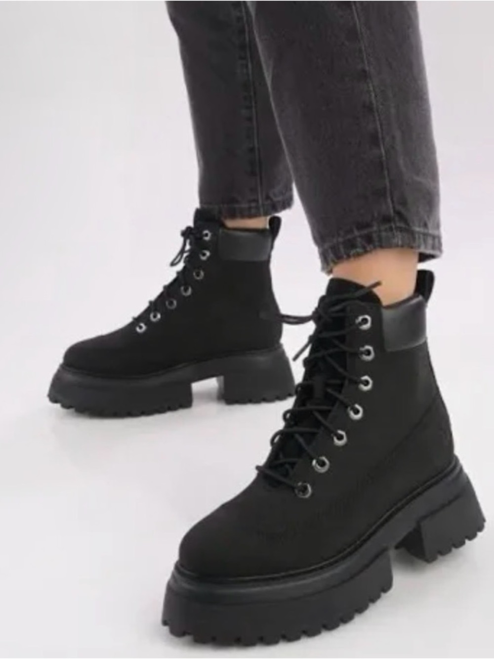 NEW Timberland Sky 6-Inch Lace-up Platform Boots- Black Nubuck - Women’s 6.5